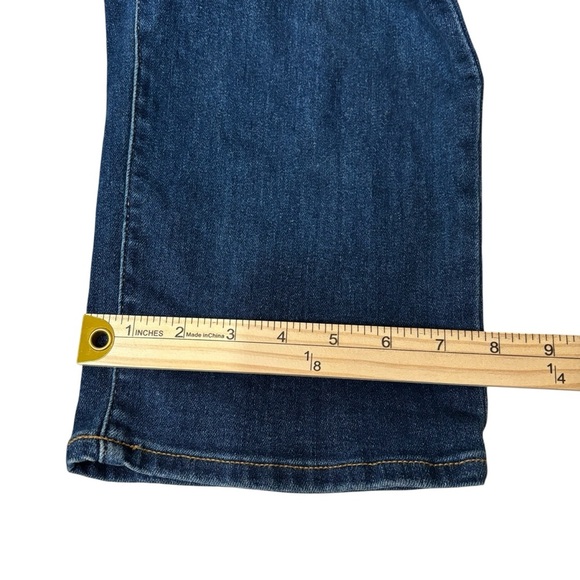 Old Navy Mid-Rise Power Slim Straight Blue Distressed Jeans Women’s Size 20 - Picture 16 of 16